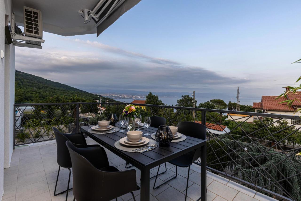 Villa Adriatic, Apartment Rebecca With Heated Swimming Pool, Sew View, Childrens Playground Ičići Екстериор снимка