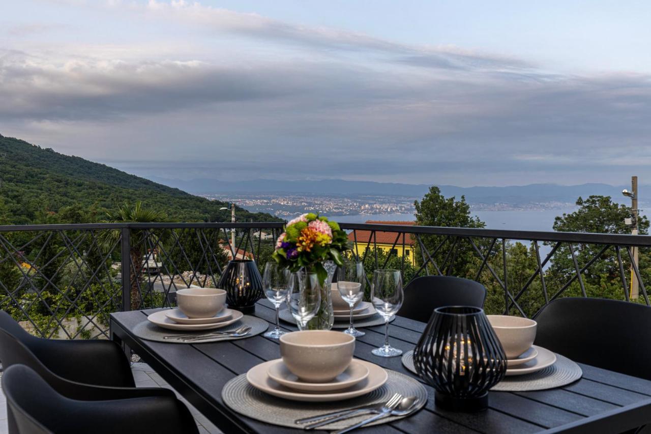 Villa Adriatic, Apartment Rebecca With Heated Swimming Pool, Sew View, Childrens Playground Ičići Екстериор снимка