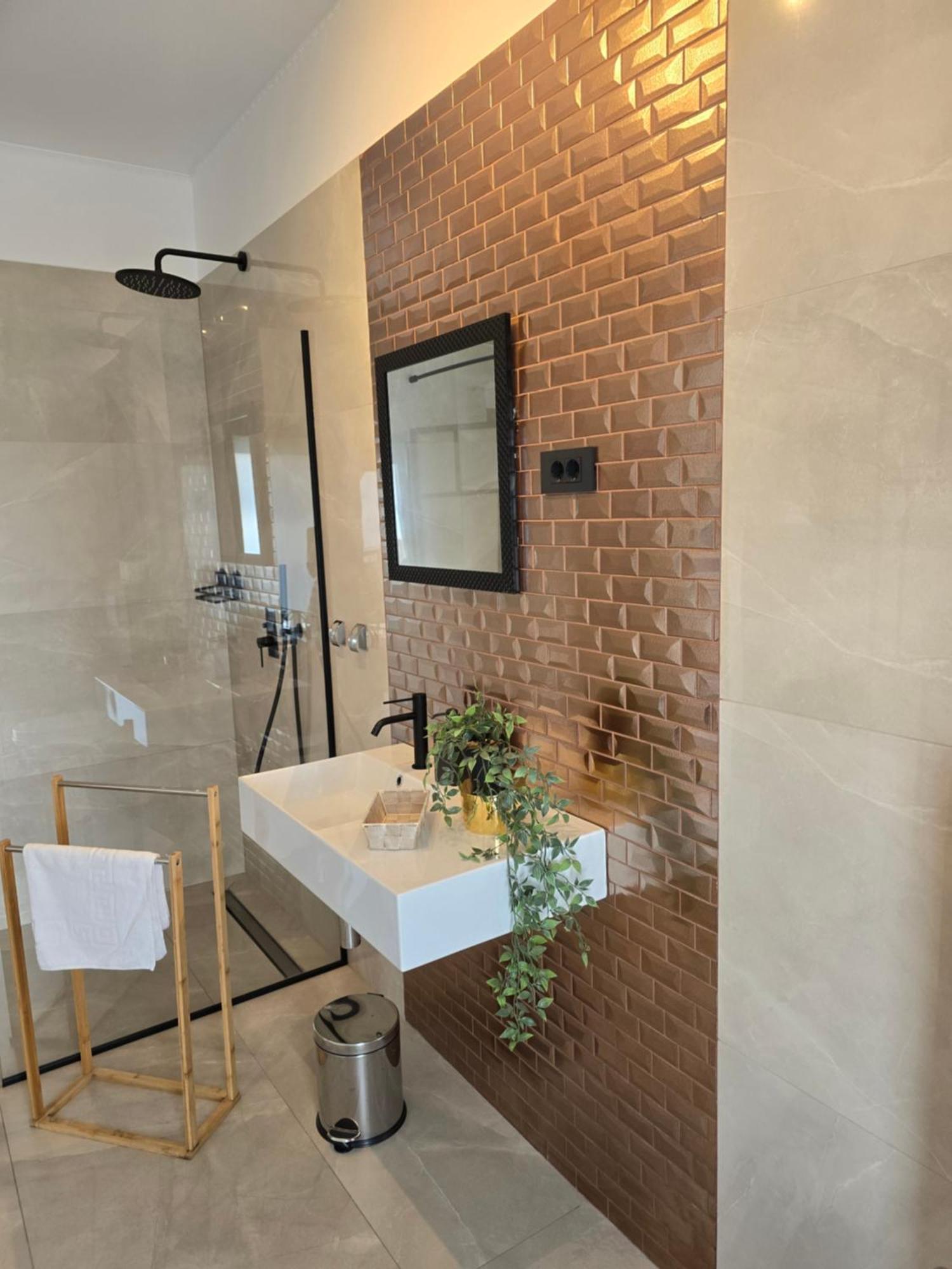 Villa Adriatic, Apartment Rebecca With Heated Swimming Pool, Sew View, Childrens Playground Ičići Екстериор снимка